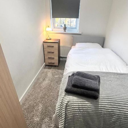 Lovely Single Room Londres Exterior foto